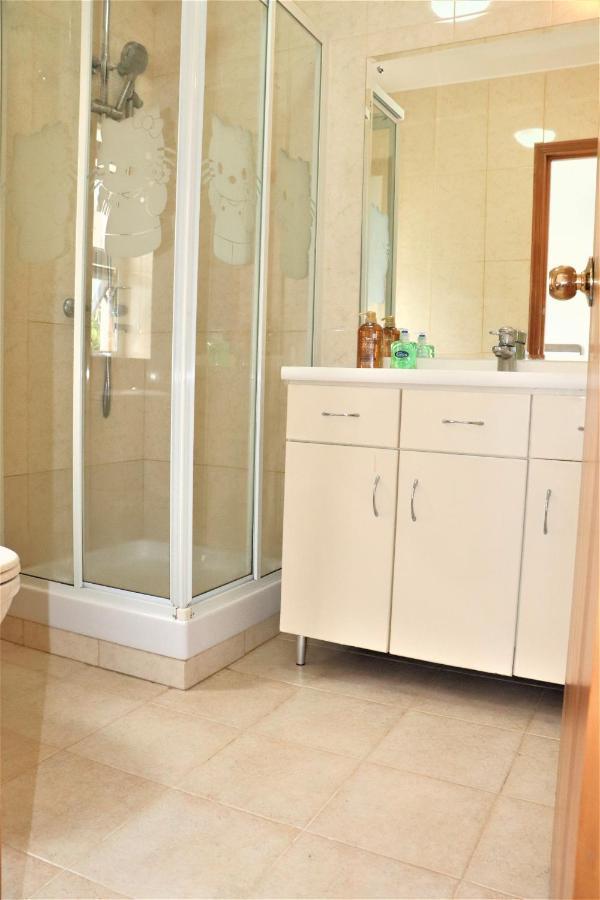 Mtr Tung Chung Near Airport Apartment, City Getaway, Pa Mei Village Tung Chung Hongkong Exterior foto